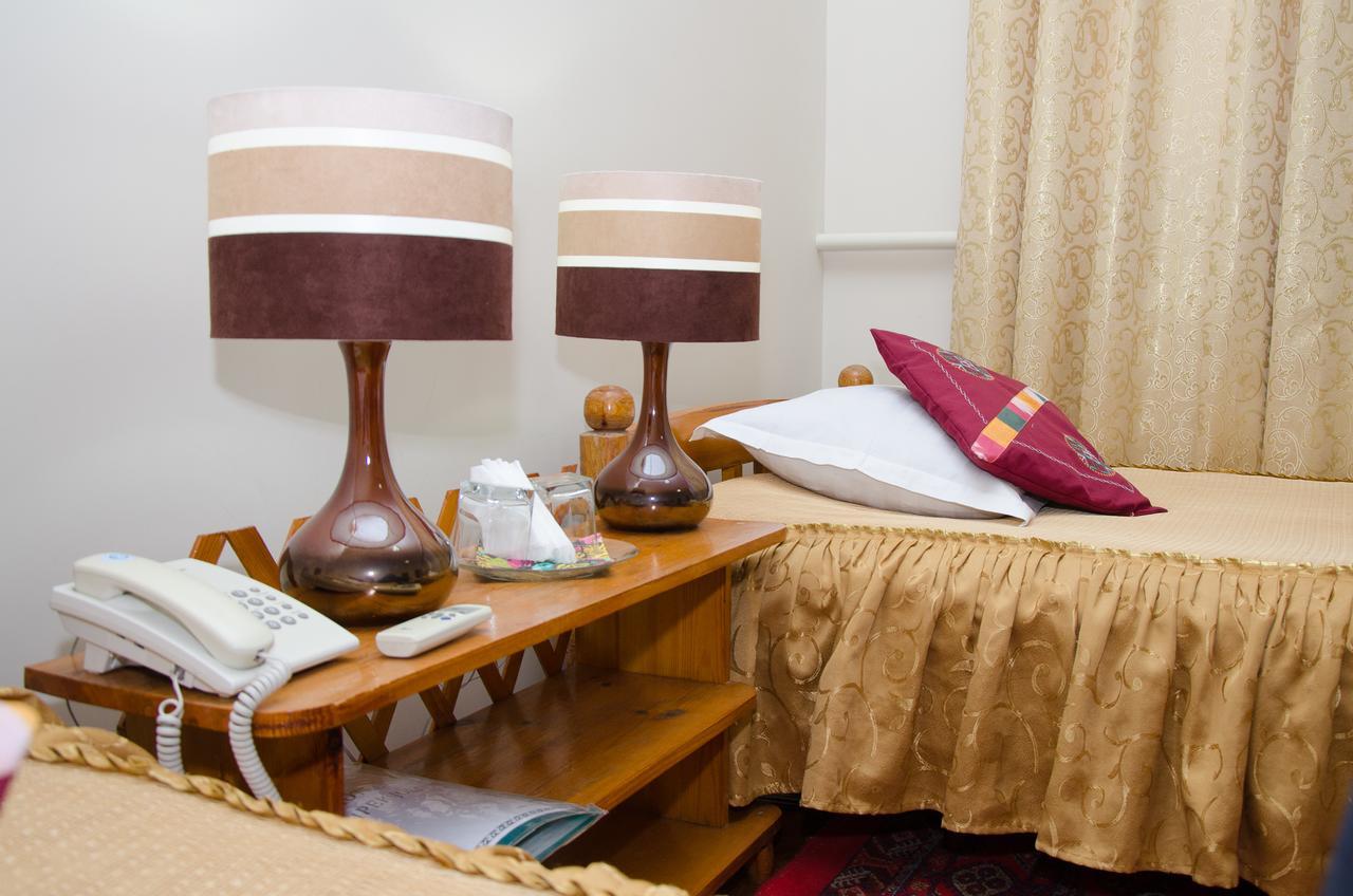 Jipek Joli Inn Νούκους Εξωτερικό φωτογραφία