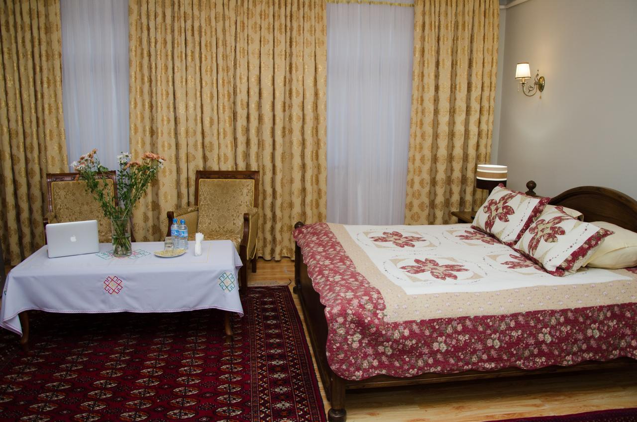 Jipek Joli Inn Νούκους Εξωτερικό φωτογραφία