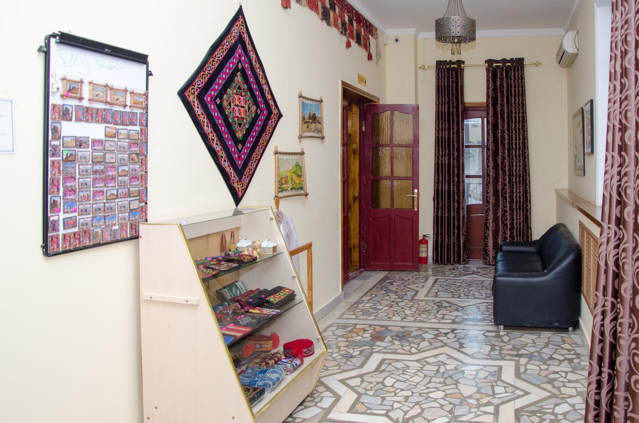 Jipek Joli Inn Νούκους Εξωτερικό φωτογραφία